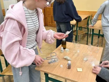 messenger_creation_ac624aa4-6c37-42cf-93ed-e331ba26bc66